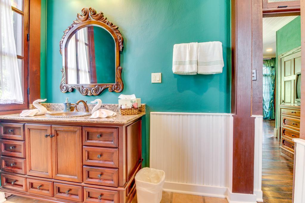 סן איגנאסיו Colonial Suite @ Mahogany Hall מראה חיצוני תמונה