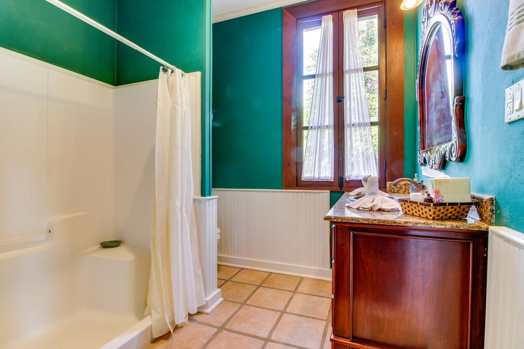 סן איגנאסיו Colonial Suite @ Mahogany Hall מראה חיצוני תמונה