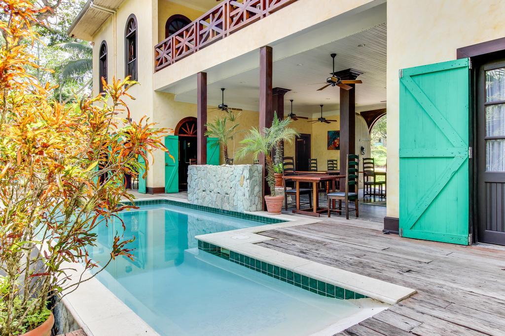 סן איגנאסיו Colonial Suite @ Mahogany Hall מראה חיצוני תמונה